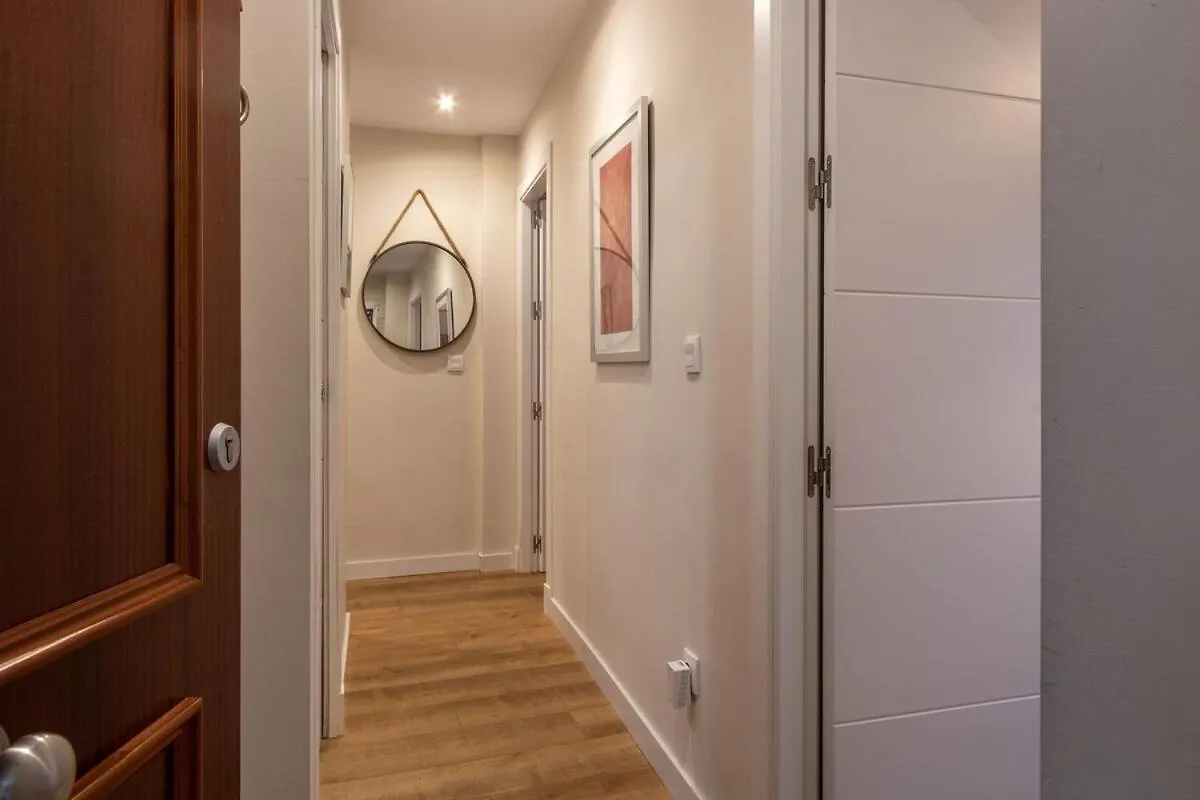 Pages Central Suite By Valcambre Sevilla